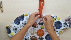 Как сшить детскую футболку с втачным рукавом.