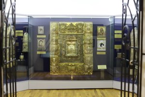 Цикл «Православная ризница»: оклад чудотворной Казанской иконы Божией Матери