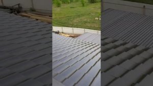 Монтаж конька кровли