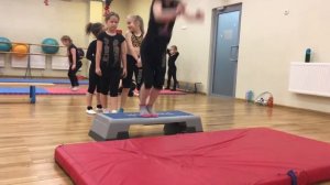 поперечный шпагат в прыжке , офп для детей , Спортивная Аэробика