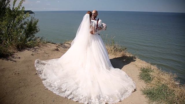 Андраник и Алина (видеограф Владимир Тывровский) смотреть онлайн