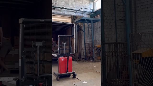 Что Вам в заказ: ЛАГУНУ или ГИГАБАСС? ?? смотреть онлайн