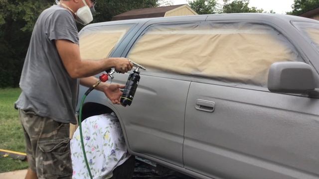 2001 4Runner Paint job with Raptor Bed liner video 10 смотреть онлайн