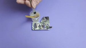 Поделки из эпоксидной смолы своими руками/ Значки из эпоксидной смолы