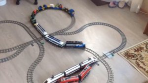 Лего длинный поезд, long lego train.