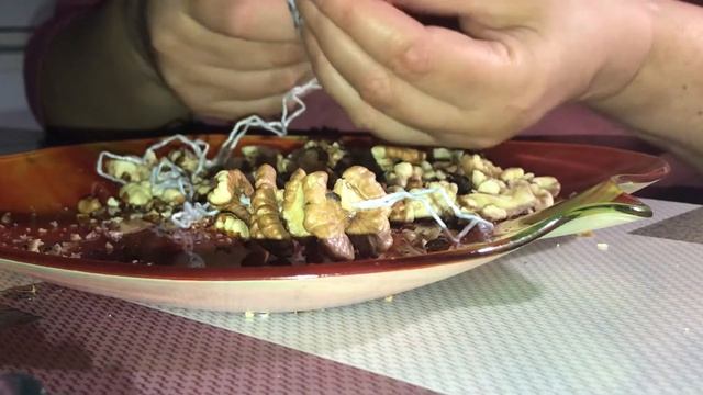 **ЧУРЧХЕЛЛА ВИНОГРАДНАЯ с ГРЕЦКИМ ОРЕХОМ** смотреть онлайн