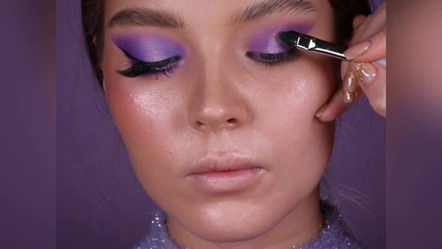 Работа с цветом, макияж на кремовой подложке смотреть онлайн