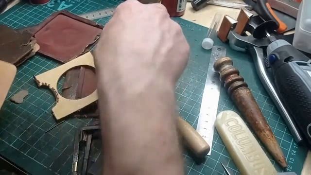 Реставрация футляра от будильника. Начало. смотреть онлайн