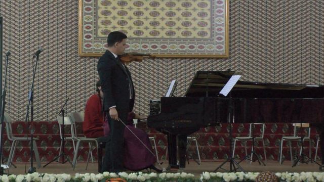 Мамед Гусейнов "Аромат цветущей сакуры" смотреть онлайн