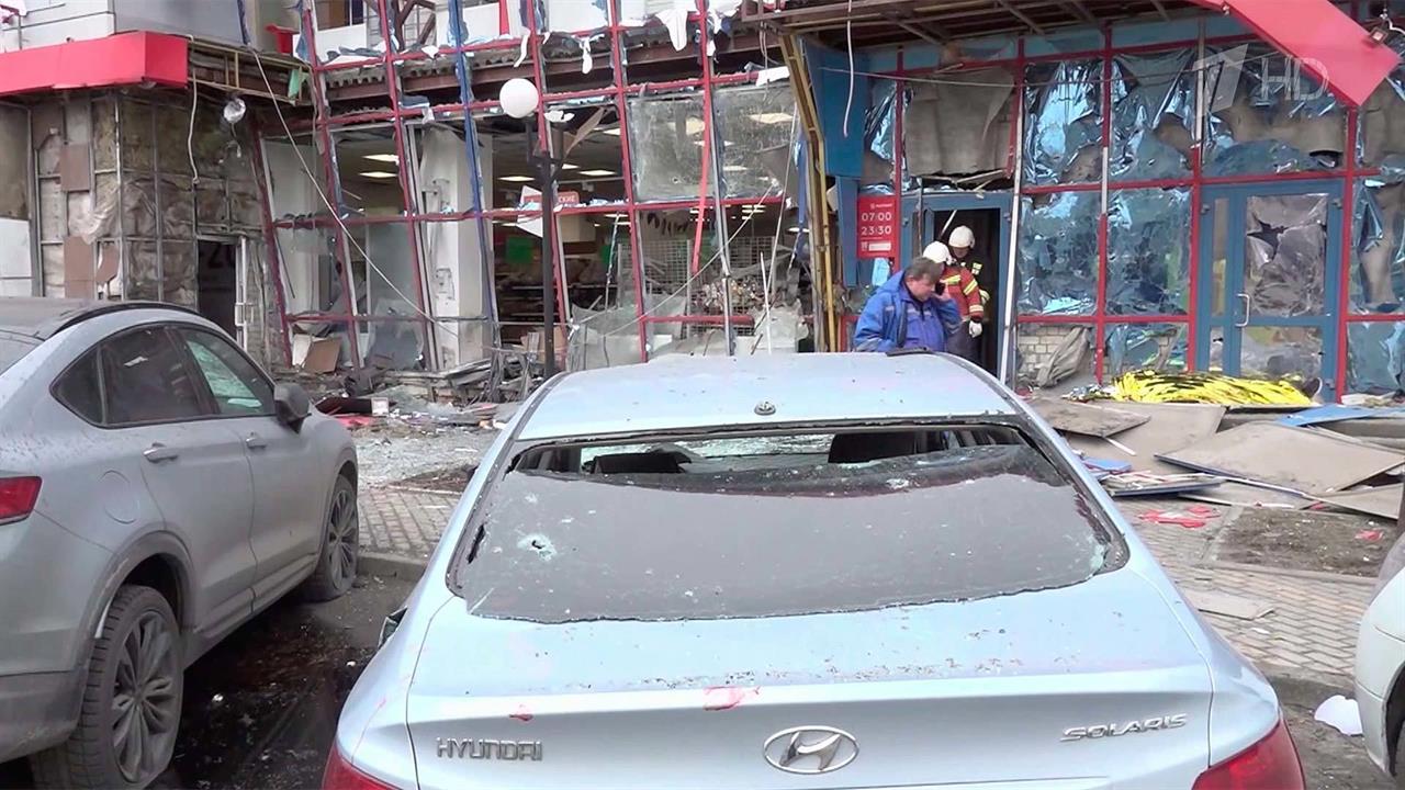 В Белгороде круглосуточно идут работы по ликвидации последствий удара ВСУ