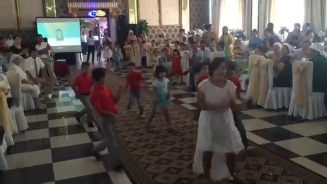 Флешмоб 2016. День рождение. Мерей той. 63 жас. Дети . прикол смотреть онлайн