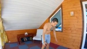 Отжимания с шагом   лучшее упражнение для сжигания жира!  А ( 240 X 426 ).mp4