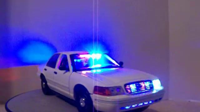 1/18 Undercover Unmarked Police Car Ford Crown Vic Secret Service FBI CIA смотреть онлайн