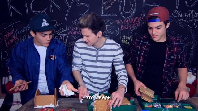 Ricky Dillon: ЭКСТРЕМАЛЬНЫЙ РОЖДЕСТВЕНСКИЙ ЧЕЛЛЕНДЖ w/ THE DOLAN TWINS (rus sub) смотреть онлайн