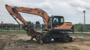 Hyundai R180W-9s