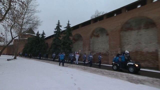 Видео-нарезка фрагментов Эстафеты Олимпийского огня, ч.2, Нижний Новгород, 7 января 2014 года смотреть онлайн