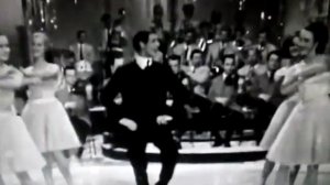 Эдуард Хиль .Потолок ледяной, дверь скрипучая....