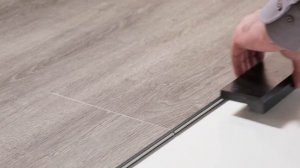 Укладка SPC напольных покрытий с замковой системой I4F