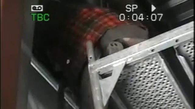 заливка ангара.avi смотреть онлайн