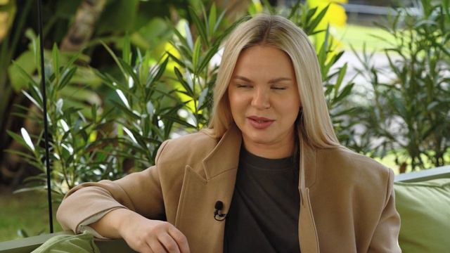 Как создать личный бренд на ютуб? Бонус: матрицы судьбы селеб! Моя продюсер Мартина Макеева в гостя