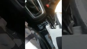 Как самому подтянуть ручник на Пежо 301