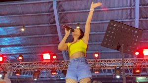 Gigi De lana | I’ll never love this way again