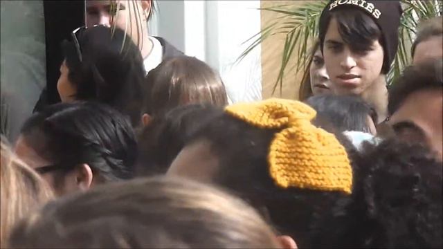 Stalker Sarah greeting supporters at Ed Sheeran concert at The Grove смотреть онлайн