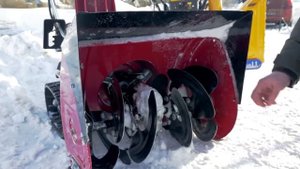 Обзор снегоуборщиков Honda HSS 655 и CubCadet 730 HD TDE