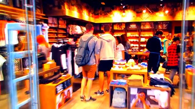 Покатушки в Моремолл #smotrisochi смотреть онлайн