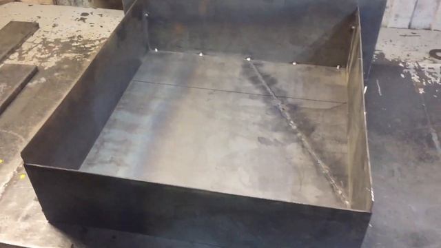 Выдвижные ящики для слесарного стола своими руками