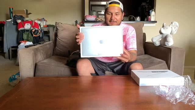 New 2019 MacBook Pro & Case - Will it run FortNite? coming soon! смотреть онлайн