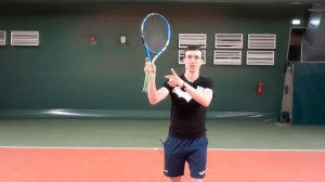 Теннис. Подача. Подброс мяча .