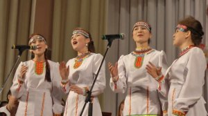 МАРИЙСКИЕ КРАСАВИЦЫ ПОЮТ МАРИЙСКУЮ ПЕСНЮ.