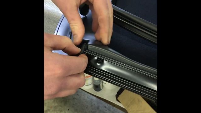 1997-2004 C5 Corvette Roof Gasket / Weatherstrip Channel & Edge Trim Installation смотреть онлайн