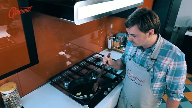 Gourmet (s6e1) - Равиоли с грибами и креветками, Овсяная каша с манго, Арахис Nagisa, Mango cake смотреть онлайн