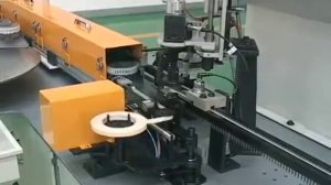 Коллатор для изготовления барабанных гвоздей в пластиковой обойме для пневмопистолета