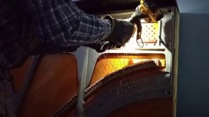 Как разобрать пианино в подъезде, на кусочки