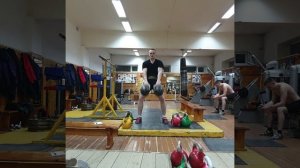 Толчок по длинному циклу. Тренировка гиревика