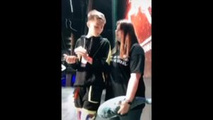 Ян Лис/Тик Ток