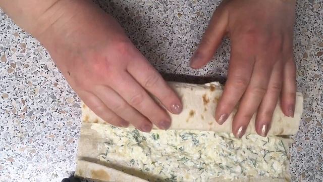 Слоеный пирог из лаваша с творогом и сыром/Pita pie with curd and cheese