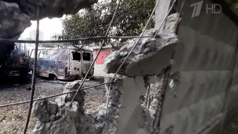 Украинские боевики целенаправленно атакуют гражданские объекты сразу в нескольких городах