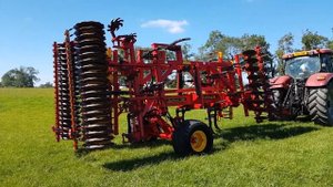 VADERSTAD TOPDOWN 500 DISC-TINE-DISC-PRESS CULTIVATOR, 5 METRE