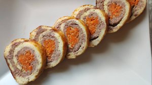 СУПЕР КУХНЯ! Сырный рулет с мясным фаршем. Простой кулинарный видео рецепт.