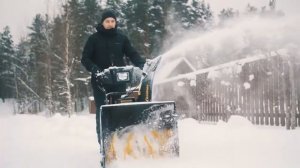 Снегоуборщик бензиновый CHAMPION ST762E