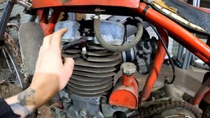 Купил очень редкий старинный мотоцикл. Обзор древнего легендарного мото.