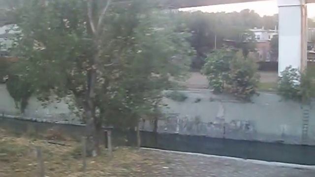Прибытие поезда на железнодорожный вокзал Ростова на Дону