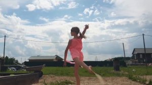 Танцы. Девочка танцует. | Подарок бабушке на День Рождения.