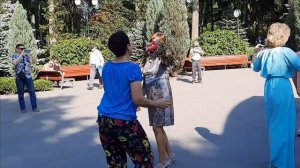 ЗА ТВОЮ КРАСИВУЮ УЛЫБКУ,ЗА ТВОИ ТАКИЕ НЕЖНЫЕ  ГЛАЗА