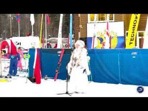 Церемония открытия третьего этапа Кубка России по горным лыжам в Полярных Зорях