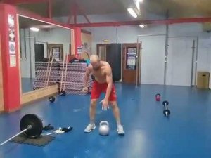 Рывок гири 32кг. Дмитрий Горбачёв.